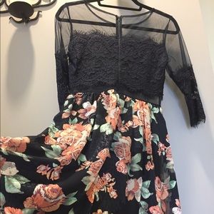 Flirty flowey lace and flower dress